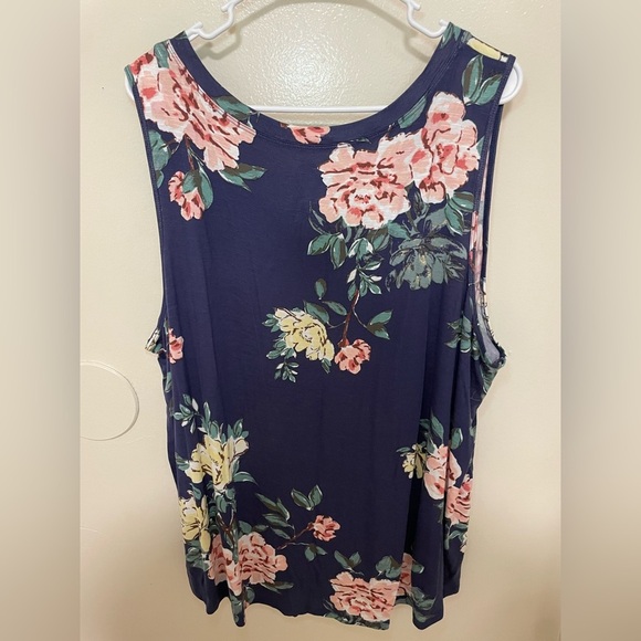 ✨Maurice’s Tank Top Size 3X - Picture 5 of 6